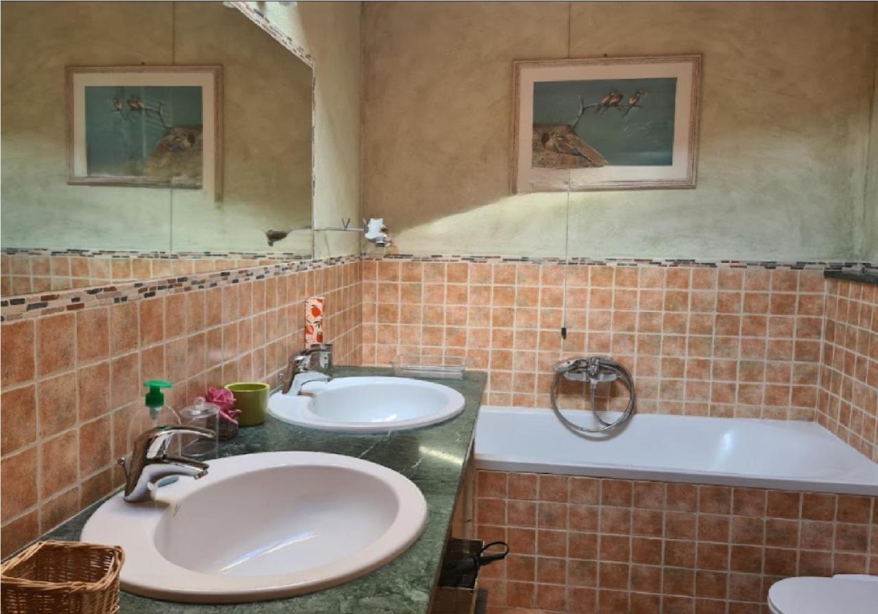 La Terrazza Sui Limoni - Suite Degli Ospiti - Mare, Escursioni A Piedi O Bike, Falesie Per Arrampicate Cisano sul Neva ภายนอก รูปภาพ